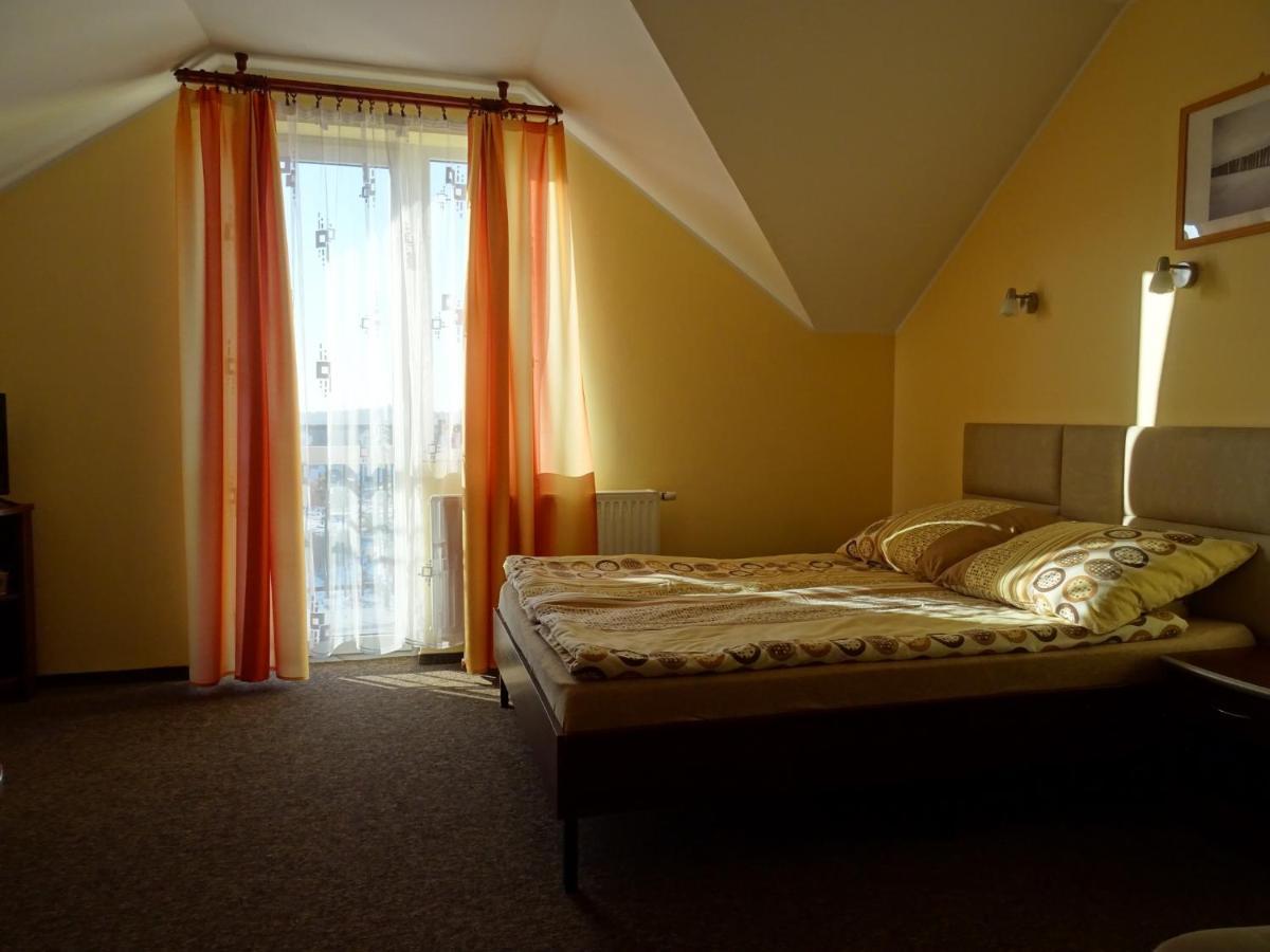 Willa Global Komfortowe Pokoje Nad Morzem Jastrzebia Gora Bagian luar foto