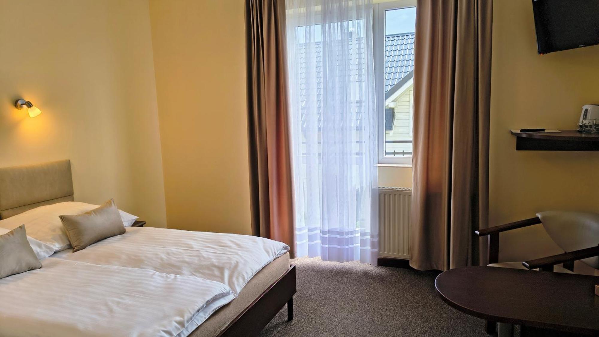 Willa Global Komfortowe Pokoje Nad Morzem Jastrzebia Gora Bagian luar foto